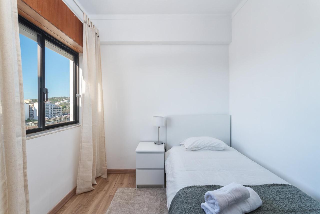 Hostwise - Spacious & Sunny Flat - Loule Ngoại thất bức ảnh
